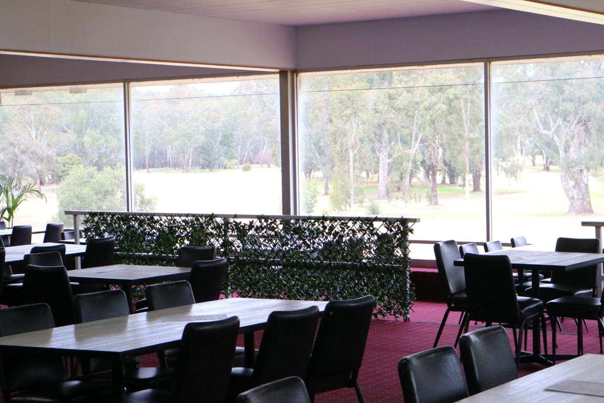 Corowa Golf Club Motel Exterior photo