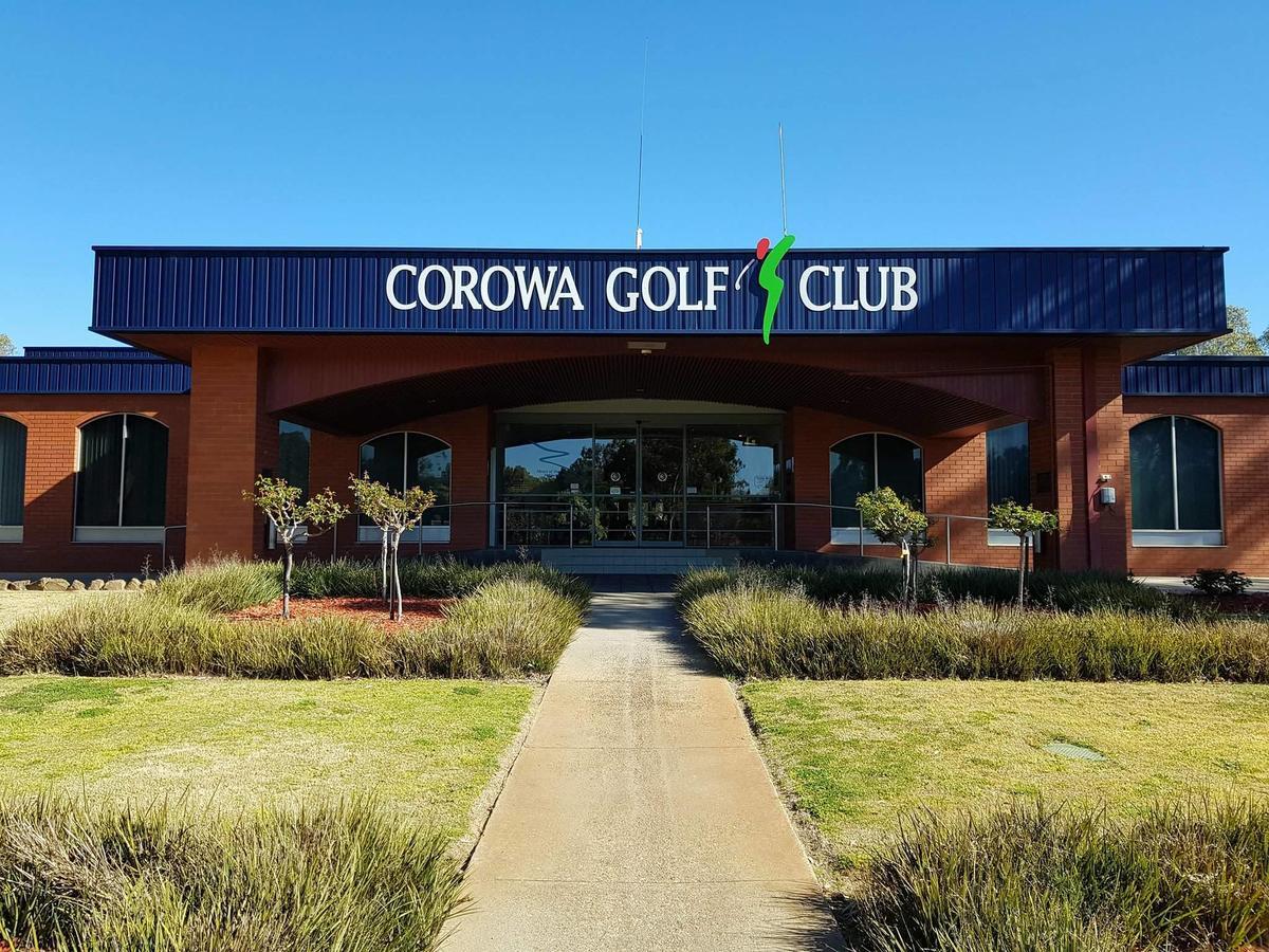 Corowa Golf Club Motel Exterior photo